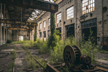 Urbex a ryzykowne zachowania nastolatków