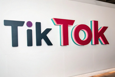 Między szkołą, pasjami a social mediami – młodzież w pułapce tempa